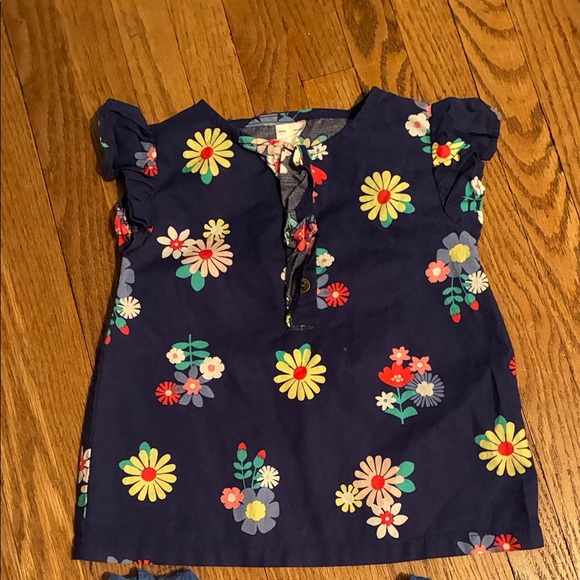 Colorful Kids Clothing Set - Picture 2 of 14